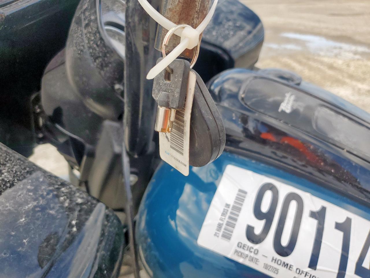 Harley-Davidson Fl Image 3