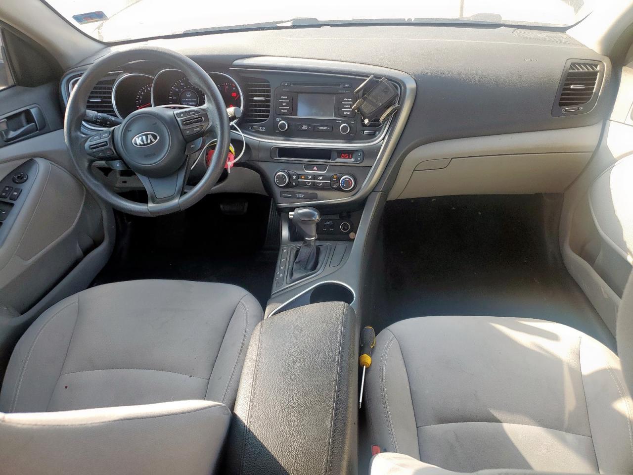 Kia Optima Lx Image 5