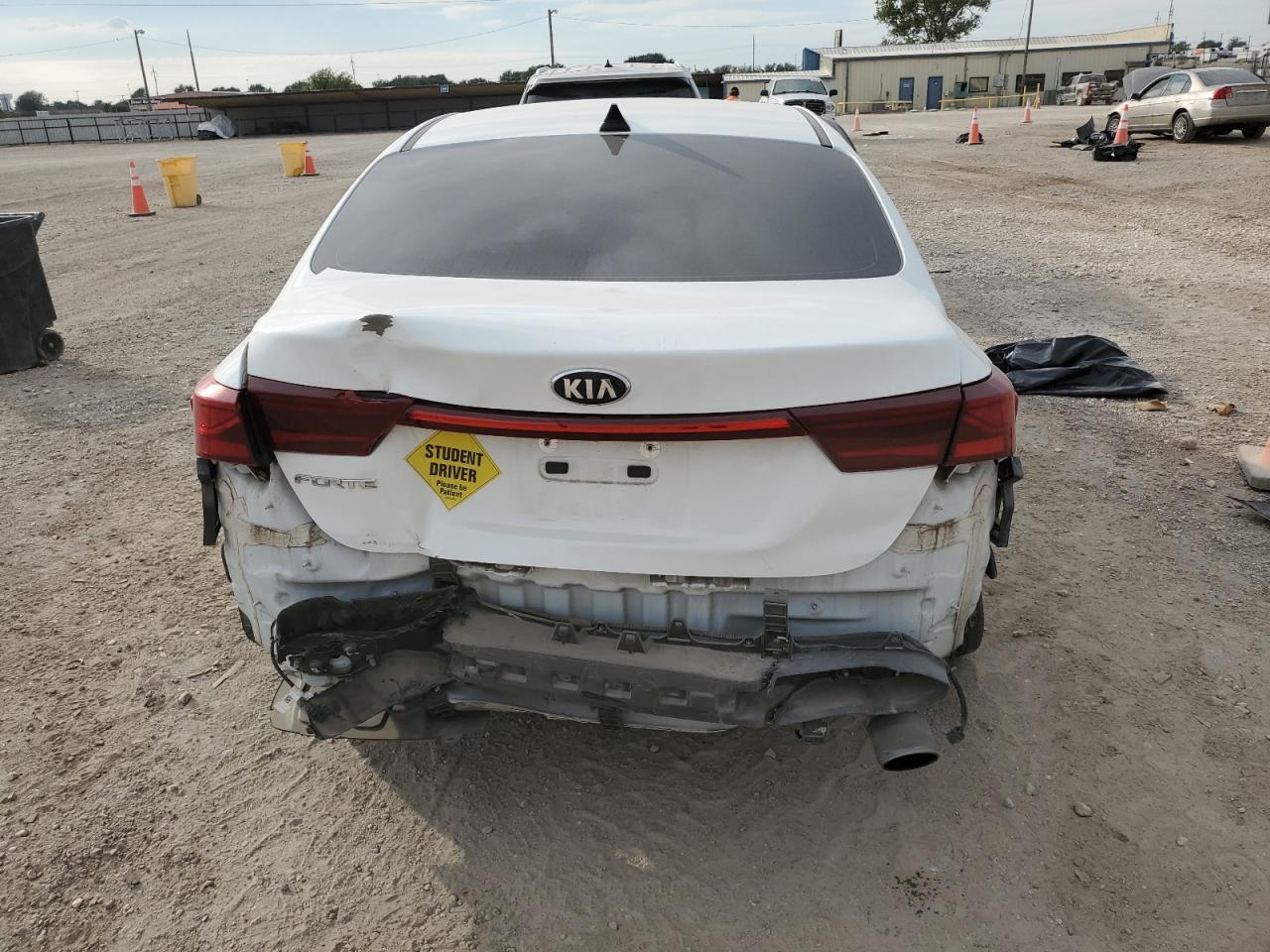 Kia Forte Fe Image 5