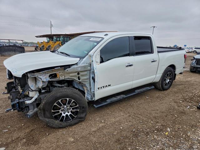  Salvage Nissan Titan