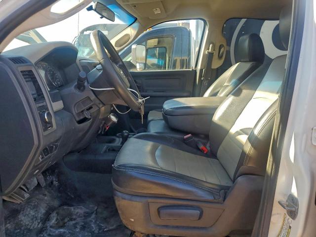 Dodge Ram 5500 St Image 11