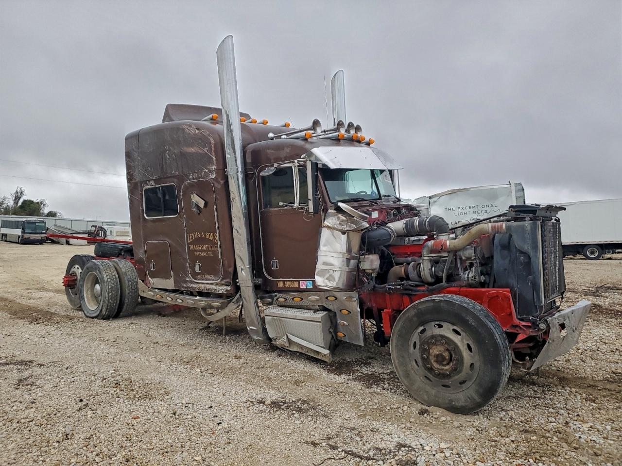 Peterbilt 379 Image 1