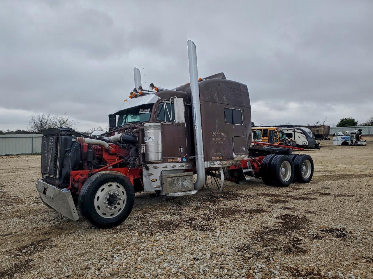 Peterbilt 379 Image 6
