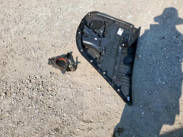 Toyota Camry Se Image 2