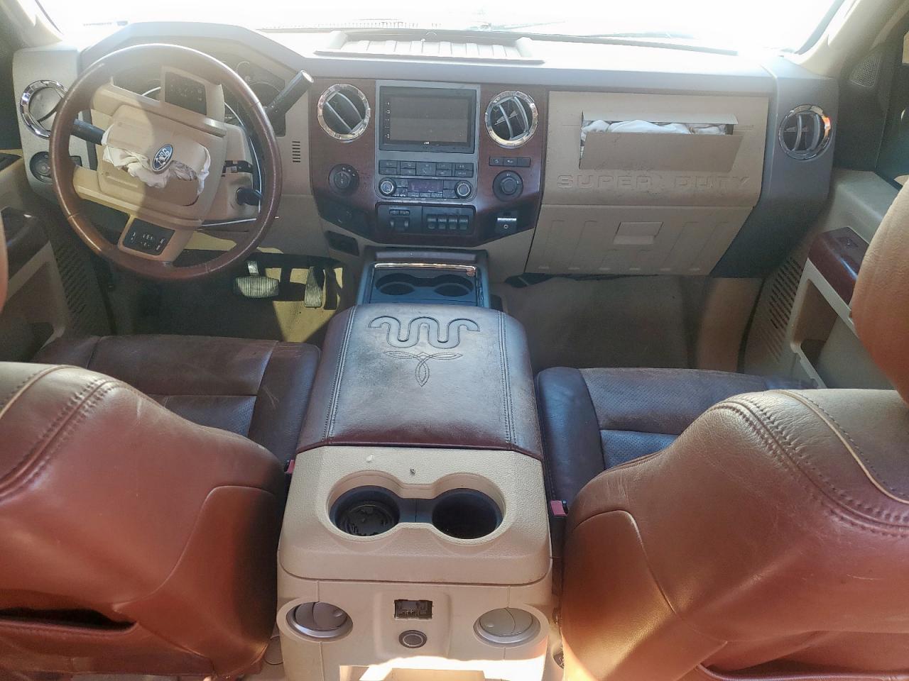 Ford F-250 Super Duty Image 12