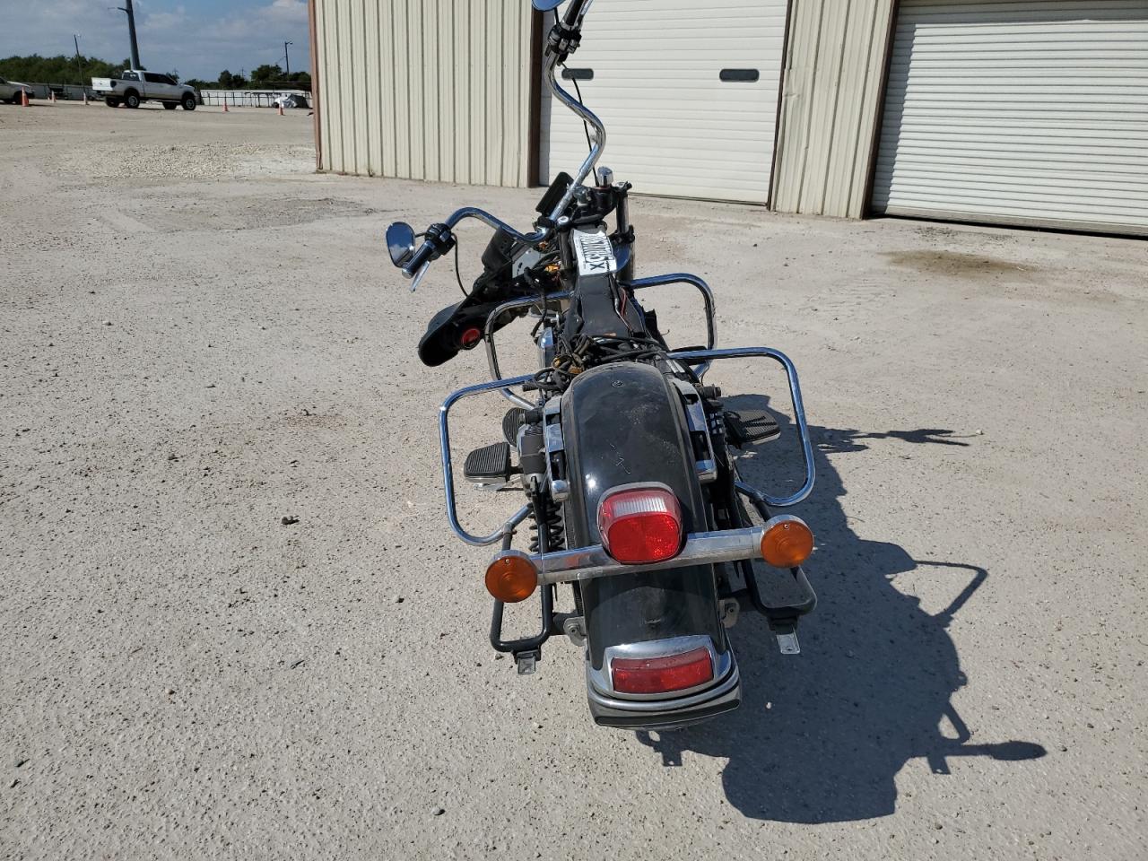 Harley-Davidson Fl Image 5