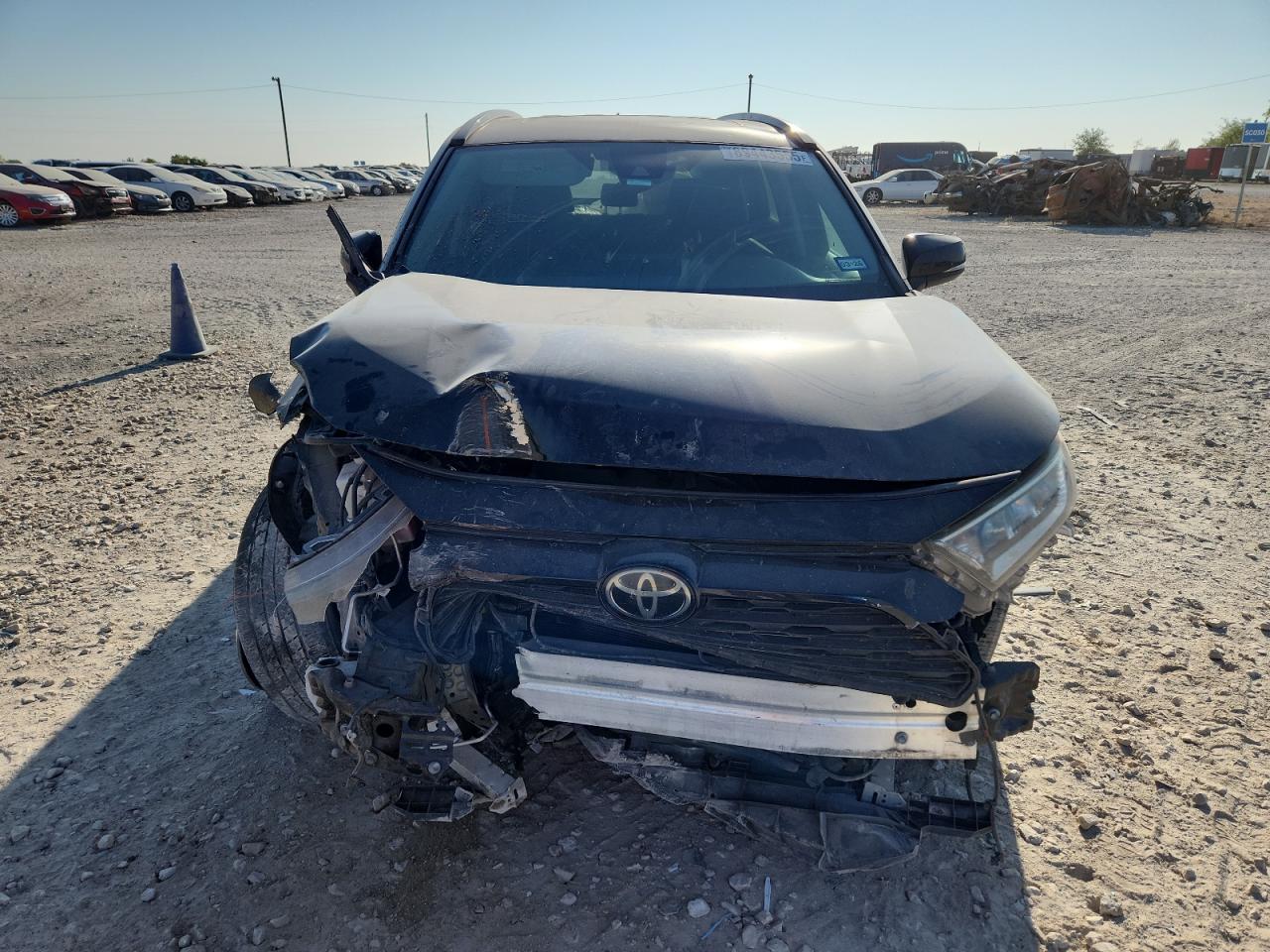 Toyota RAV4 Xle Premium Image 10