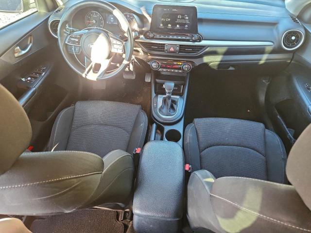 Kia Forte Fe Image 5