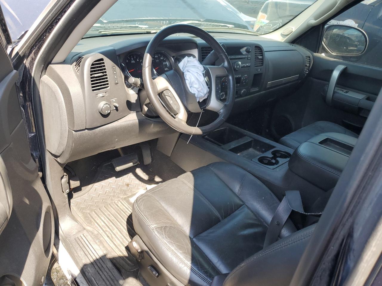 Chevrolet Silverado C1500 Image 11