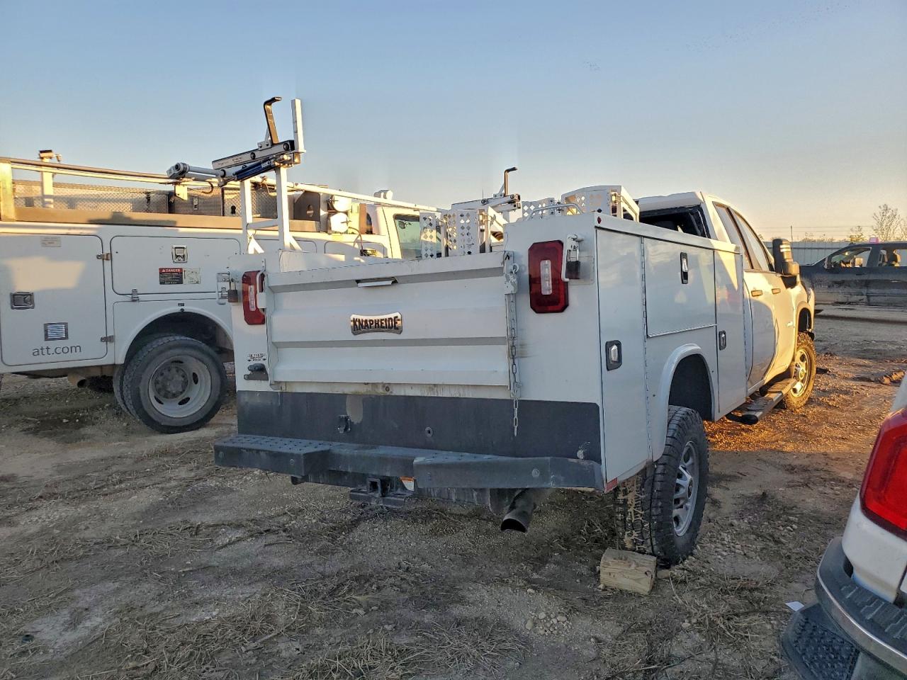 Chevrolet Silverado C2500 Heavy Duty Image 5