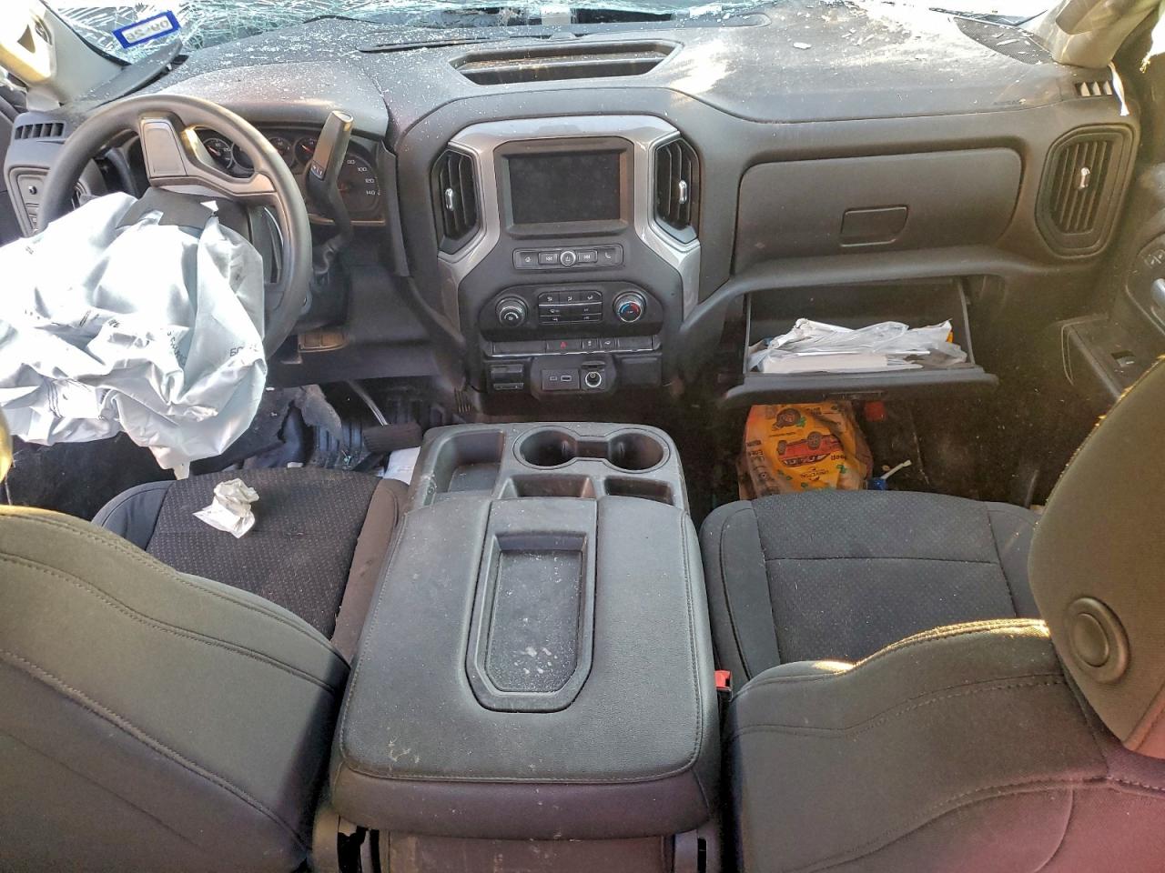 Chevrolet Silverado C2500 Heavy Duty Image 9