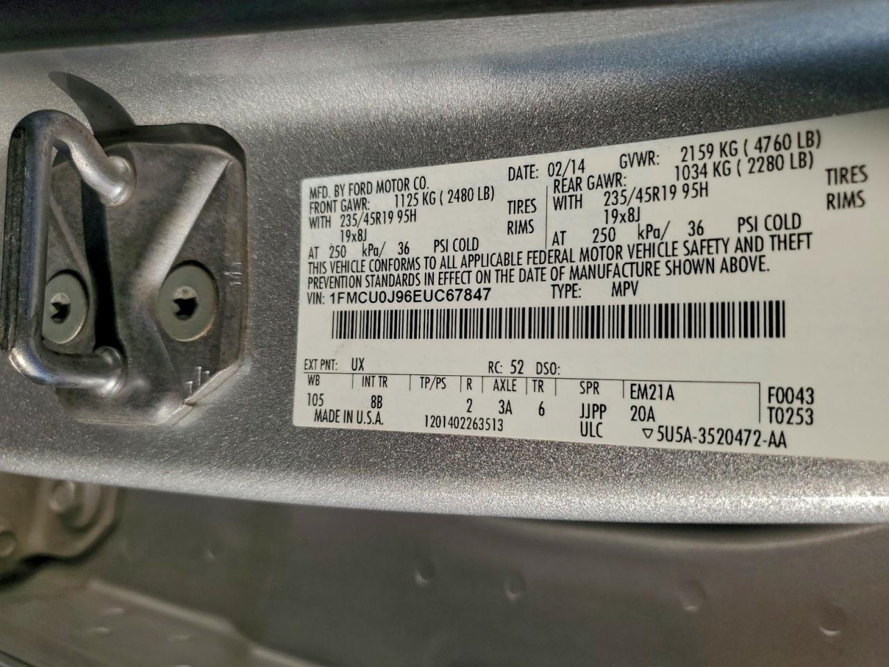 Ford Escape Titanium Image 9