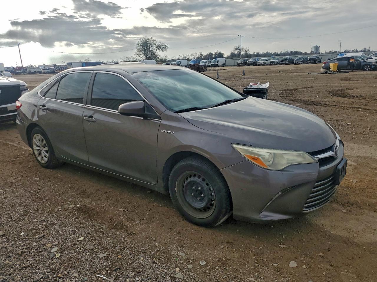Toyota Camry Hybrid Image 11