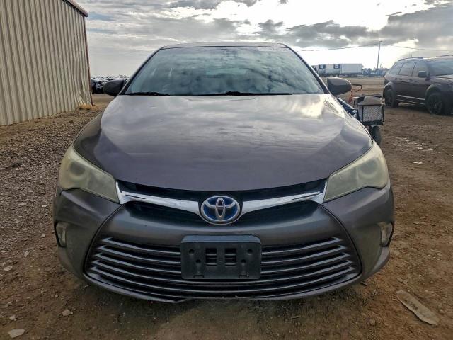 Toyota Camry Hybrid Image 8