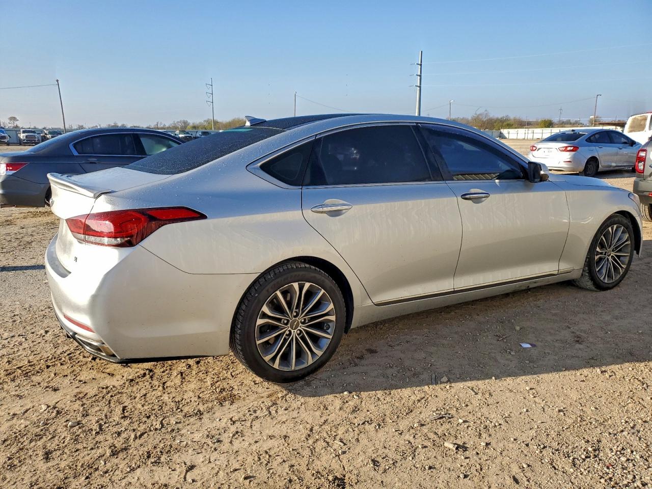 Hyundai Genesis 3.8l Image 7