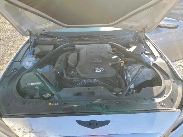 Hyundai Genesis 3.8l Image 10
