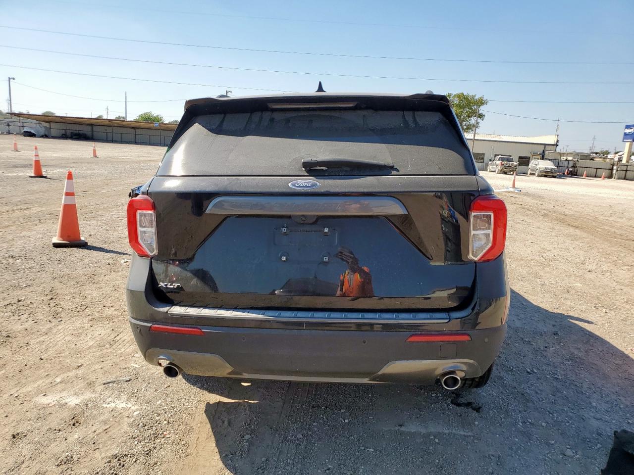 Ford Explorer Xlt Image 4