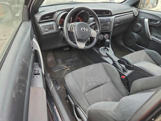 Toyota Scion Image 10