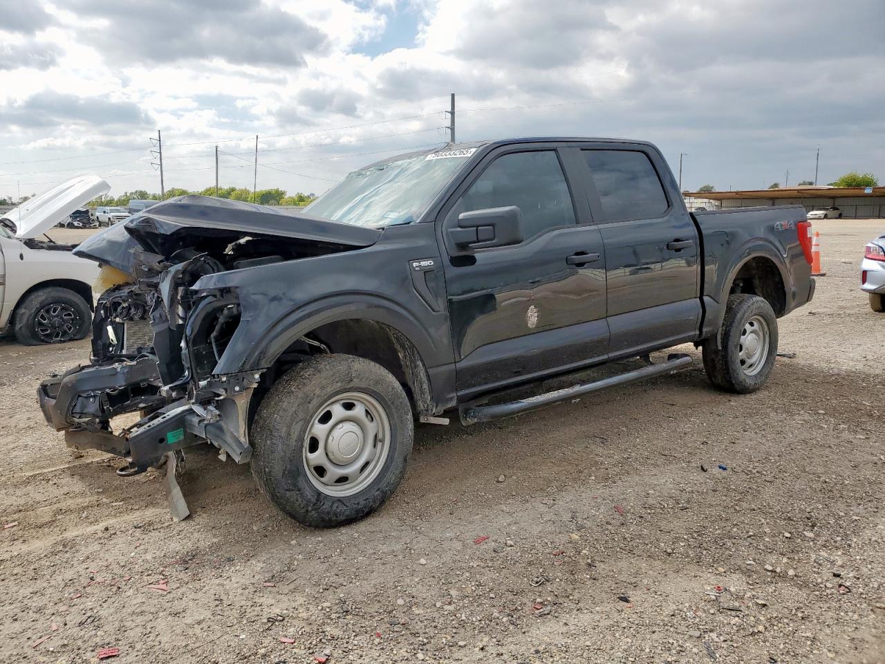 Ford F-150 Supercrew Image 1