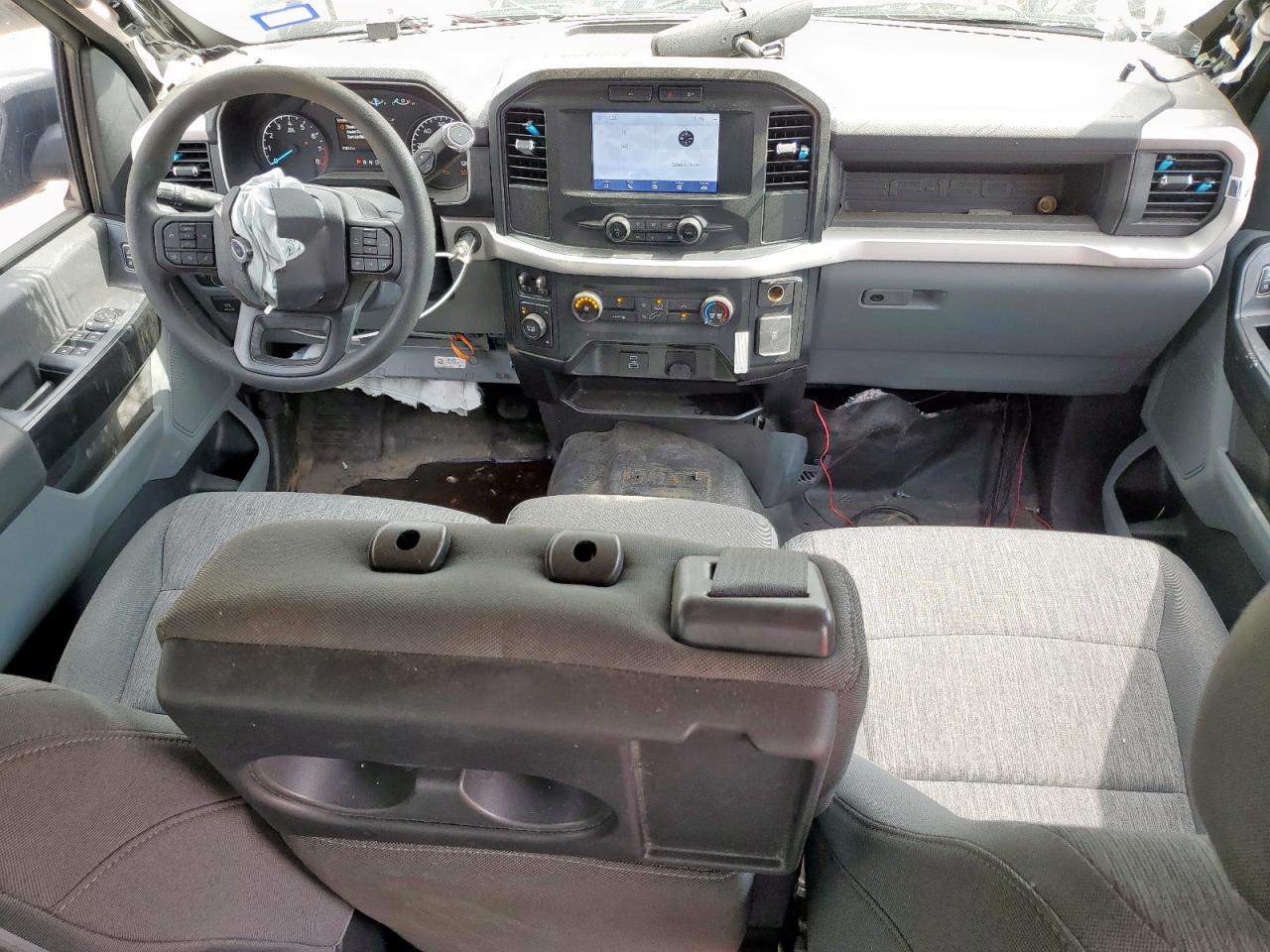 Ford F-150 Supercrew Image 3