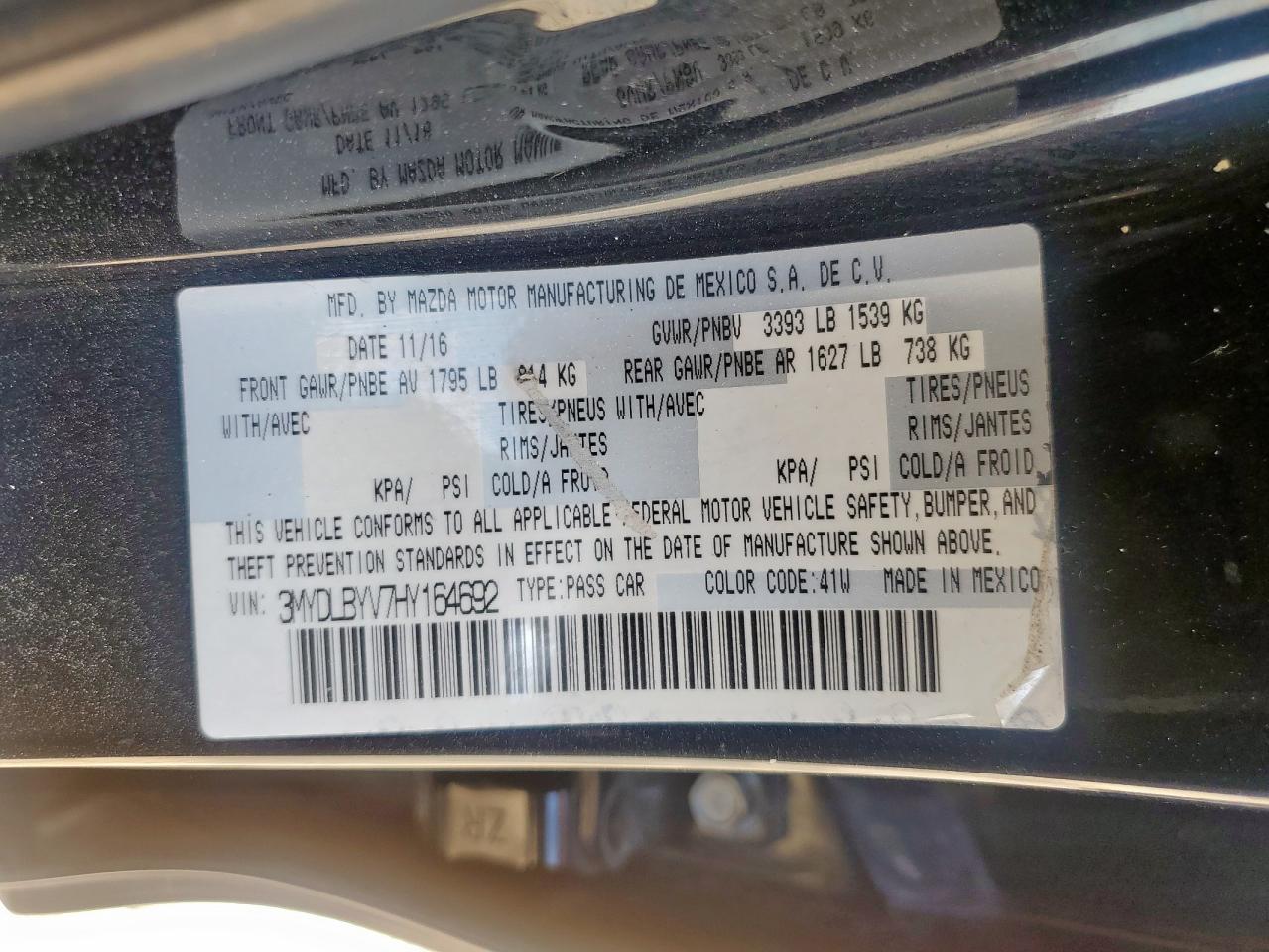 Toyota Yaris Image 12