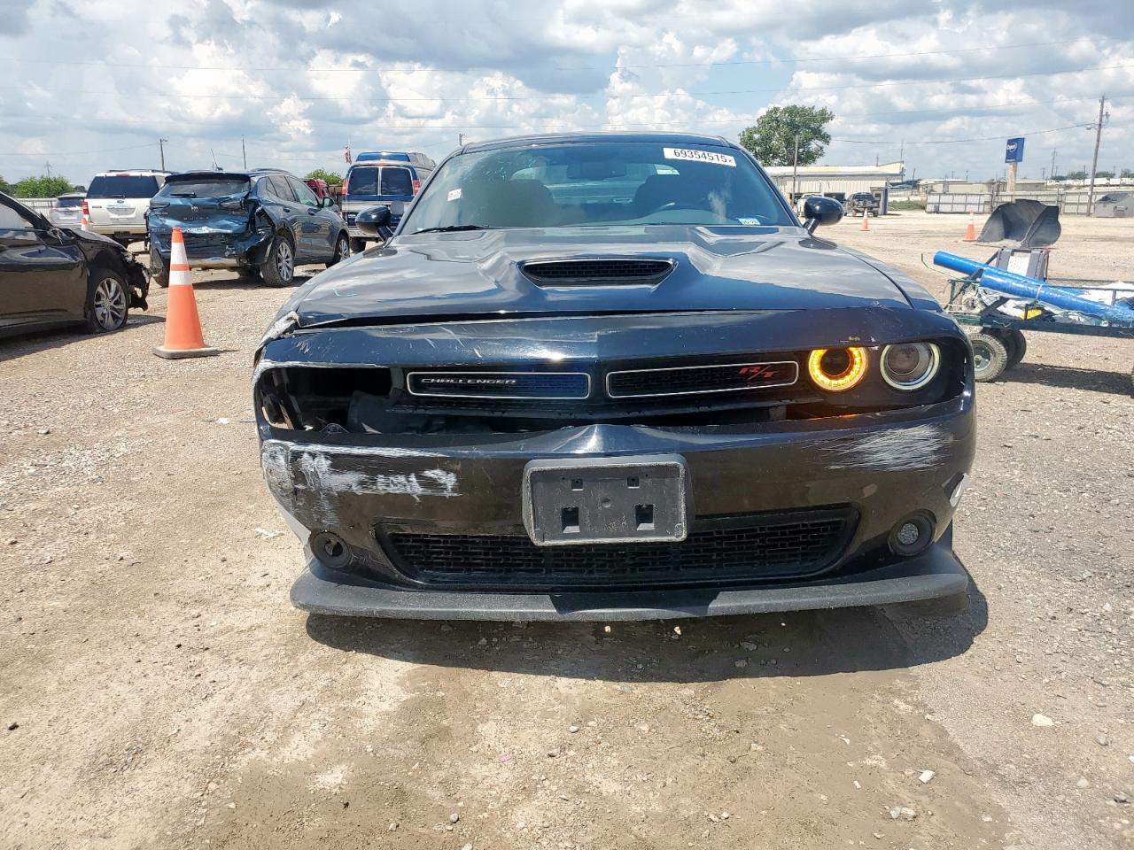 Dodge Challenger R/t Image 12