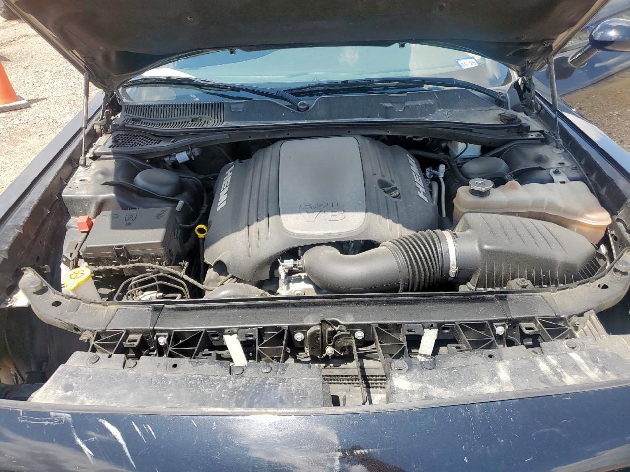 Dodge Challenger R/t Image 8