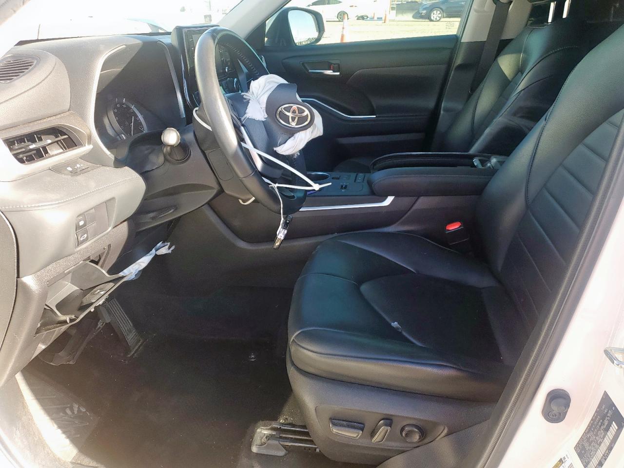 Toyota Highlander Xle Image 9