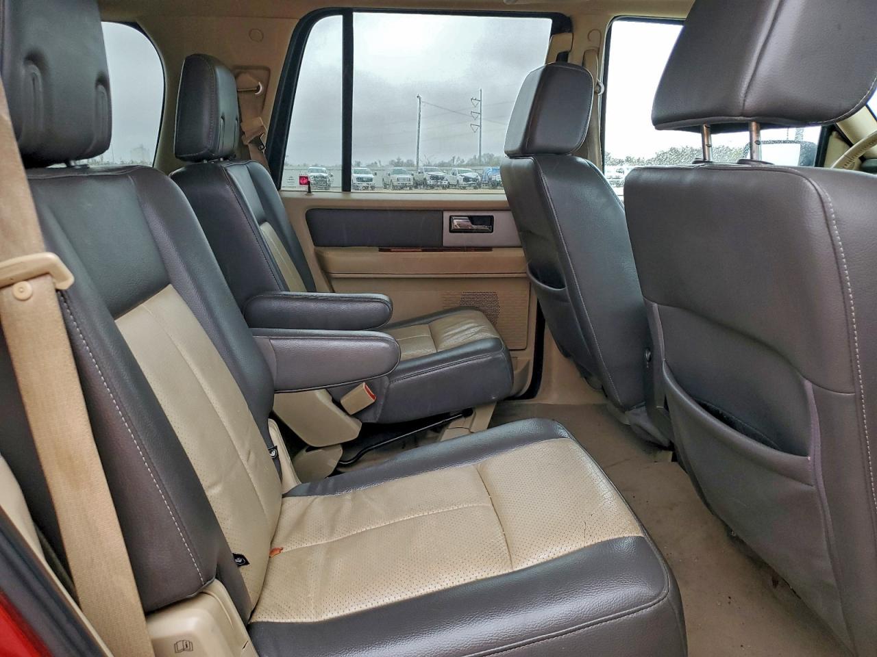 Ford Expedition Eddie Bauer Image 9