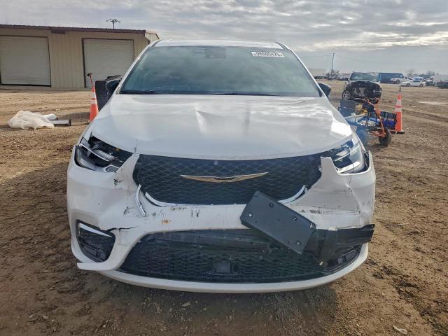 Chrysler Pacifica Select Image 12