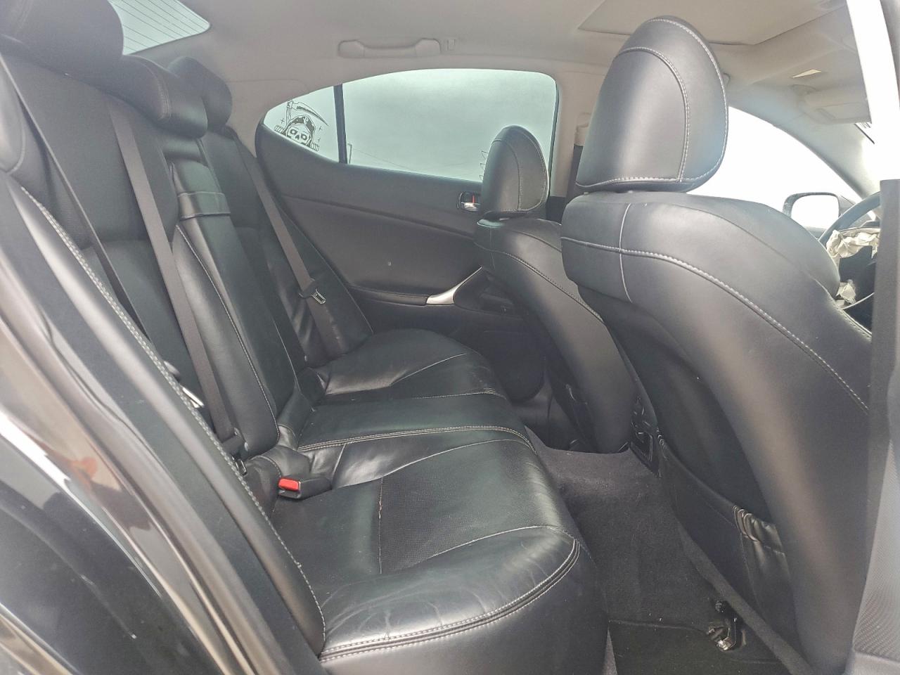 Lexus Is 250 Image 11