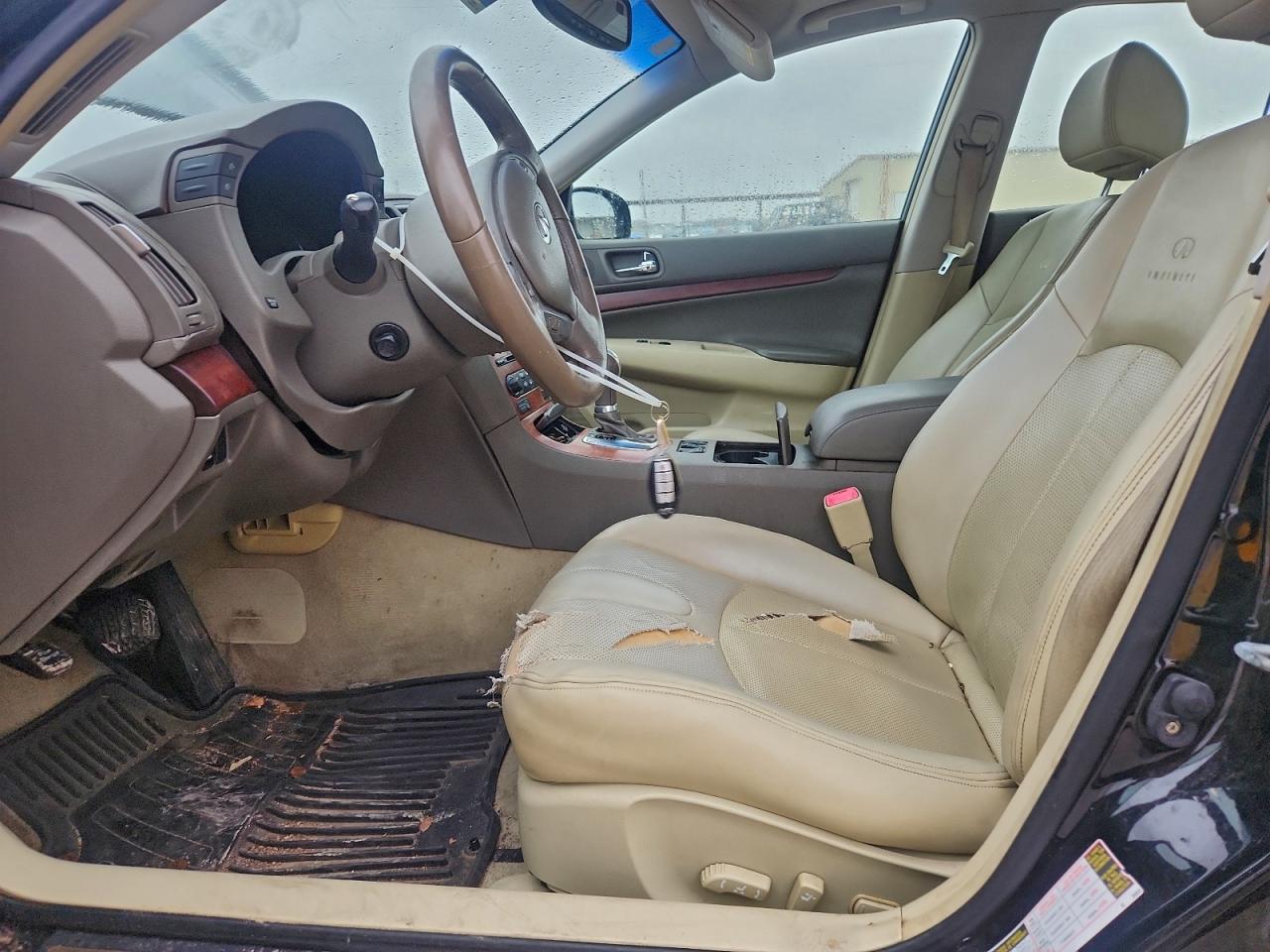 INFINITI G35 Image 12