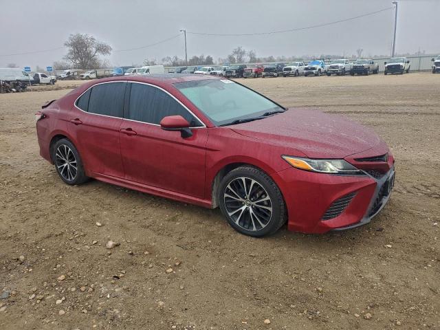 Toyota Camry L Image 2