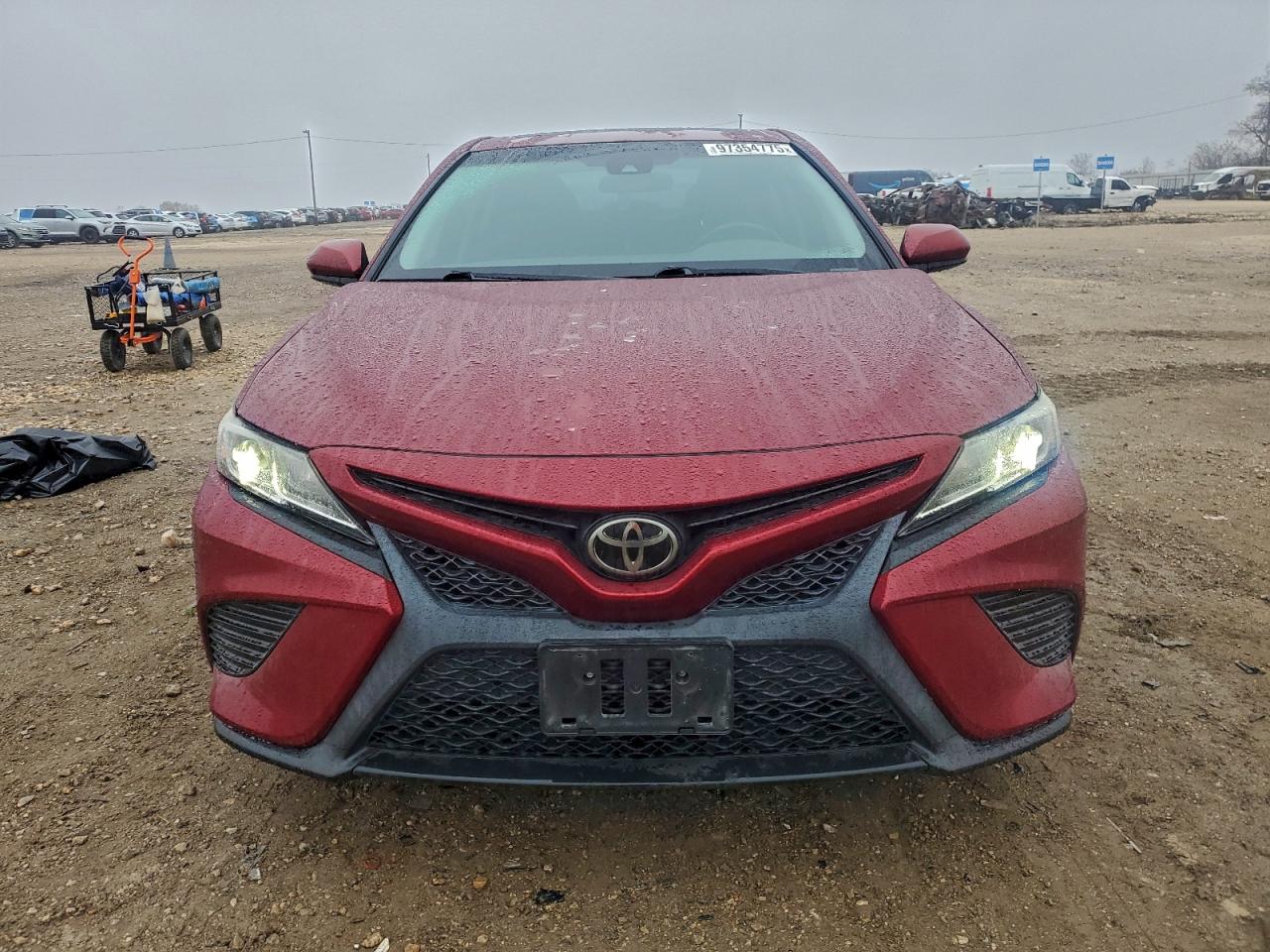 Toyota Camry L Image 8