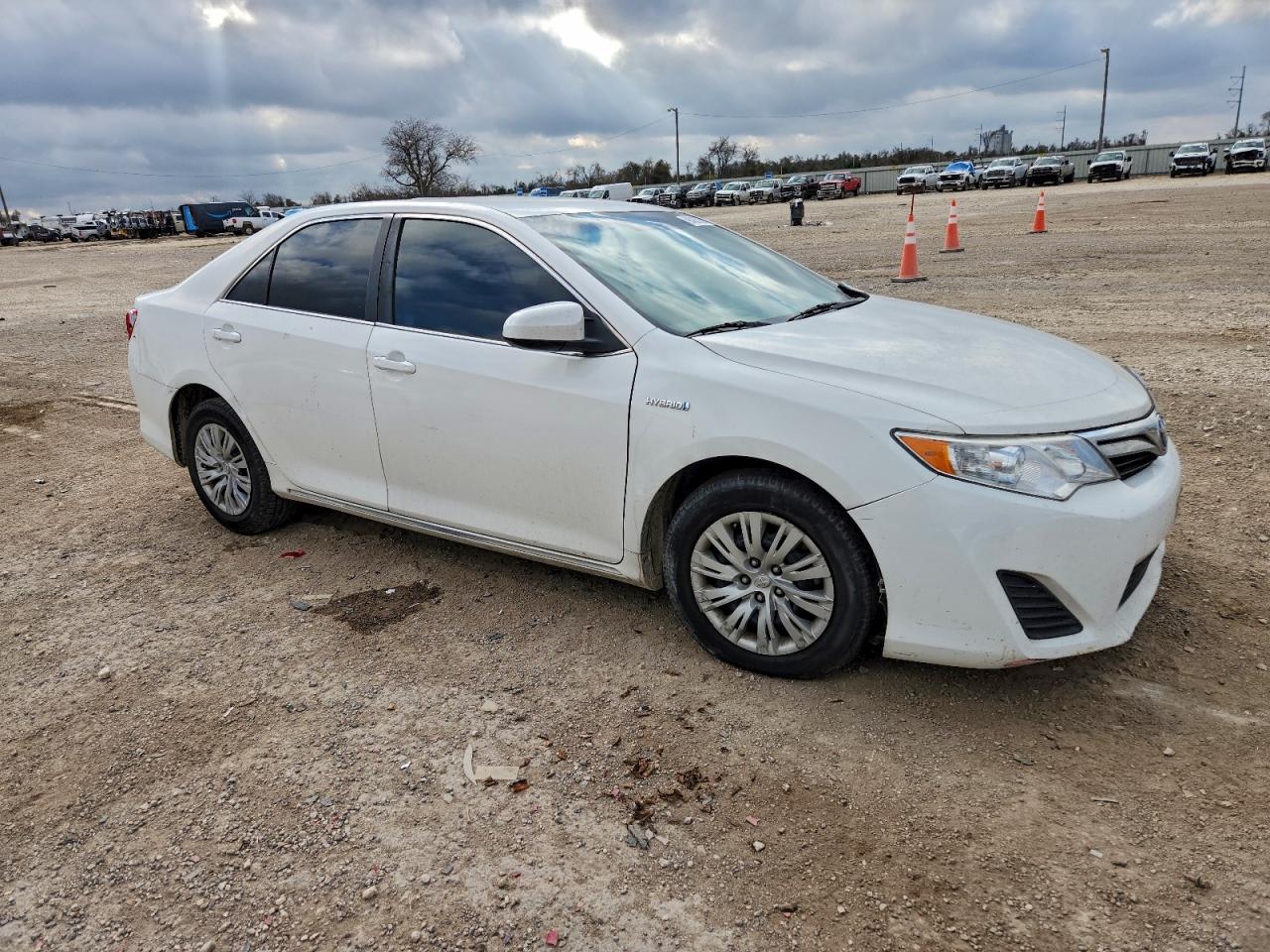 Toyota Camry Hybrid Image 5
