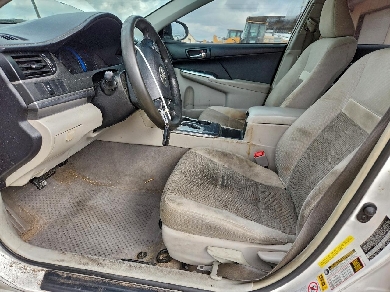 Toyota Camry Hybrid Image 12