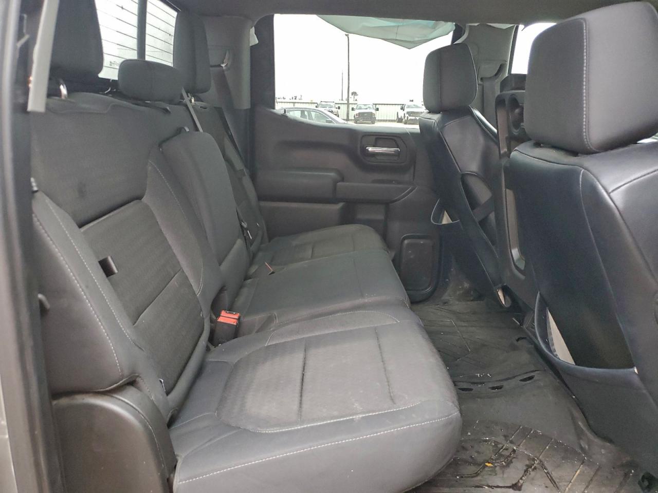 Chevrolet Silverado C1500 Lt Image 11