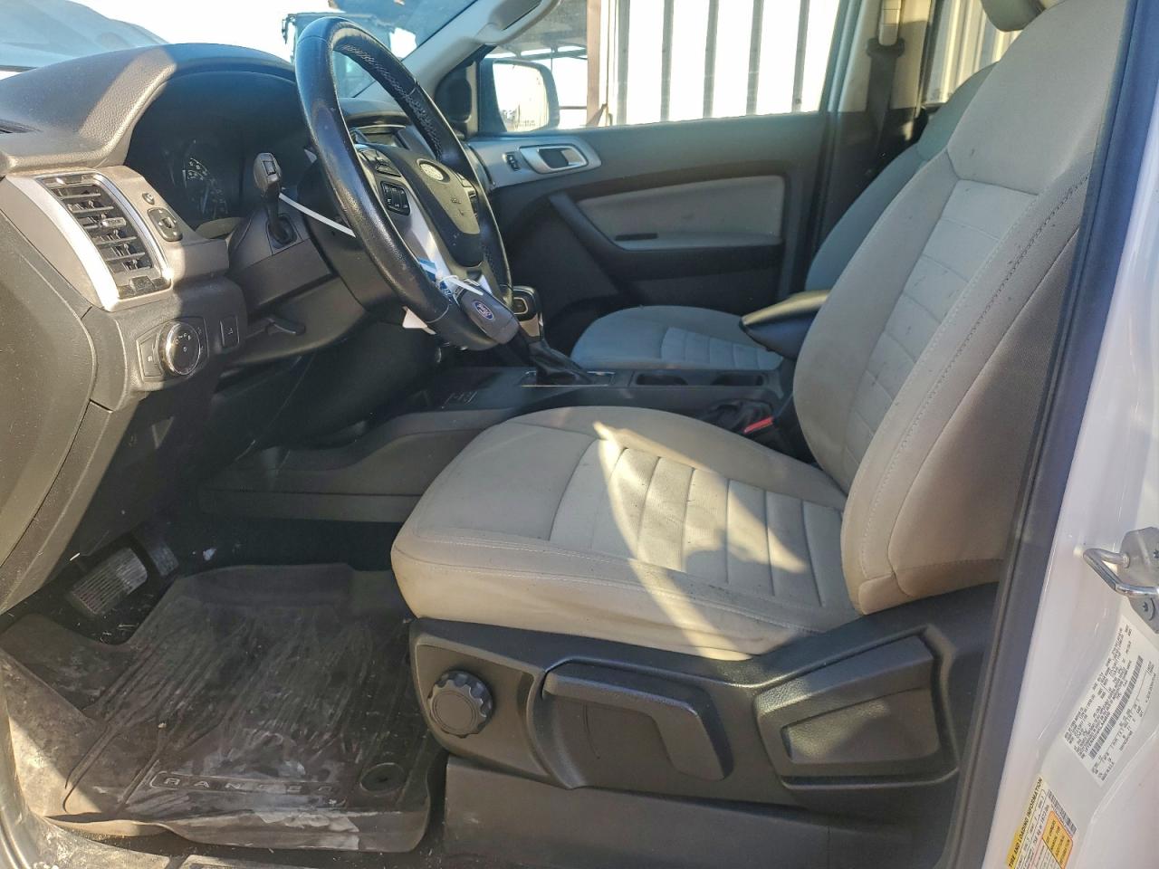 Ford Ranger Xl Image 4