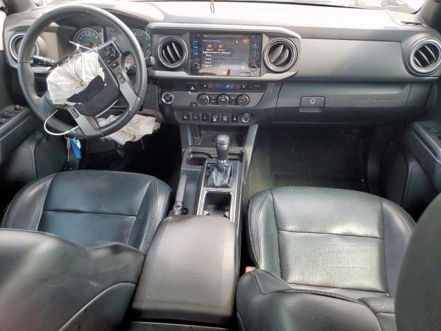 Toyota Tacoma Double Cab Image 12