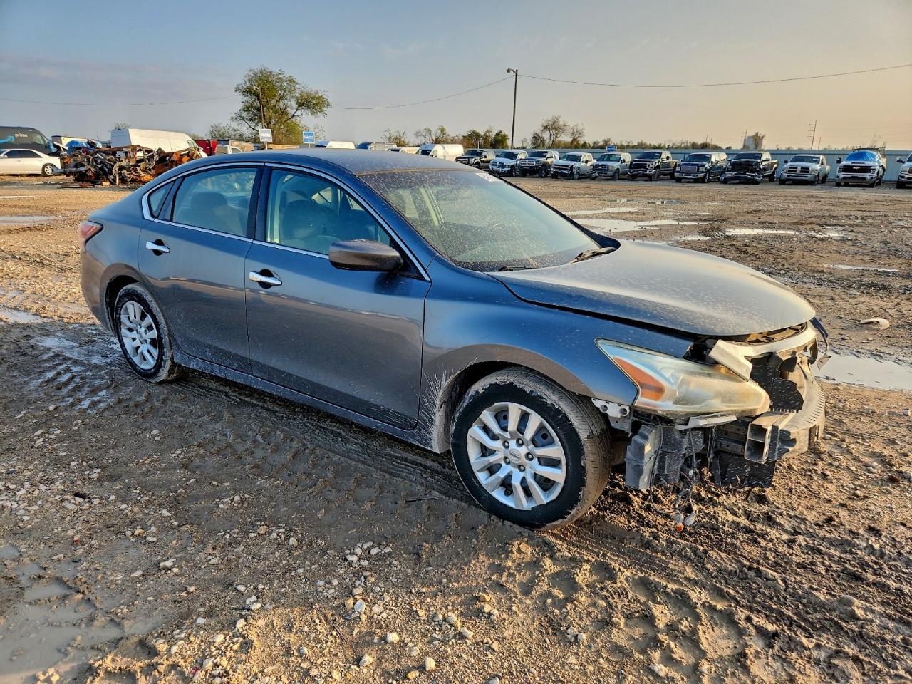 Nissan Altima 2.5 Image 8