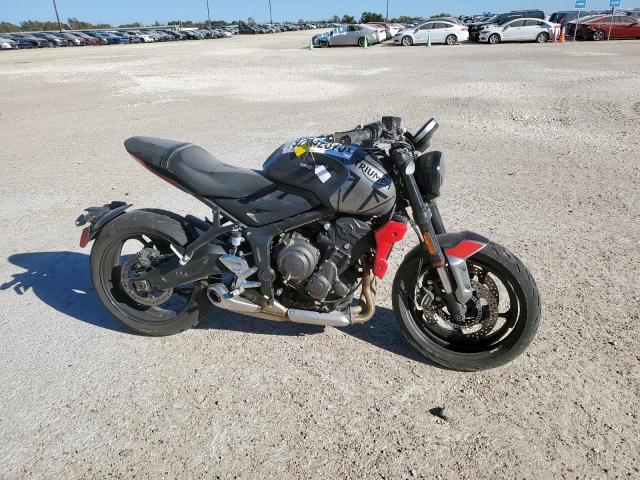  Salvage Triumph Motorcycle Trident 66