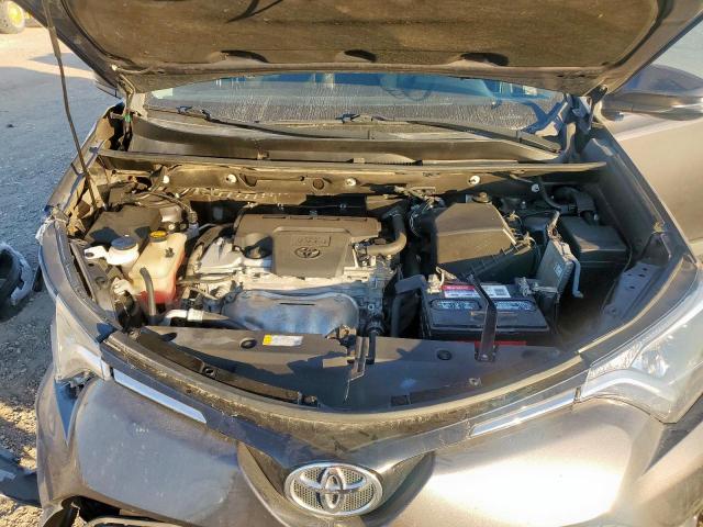 Toyota RAV4 Xle Image 4