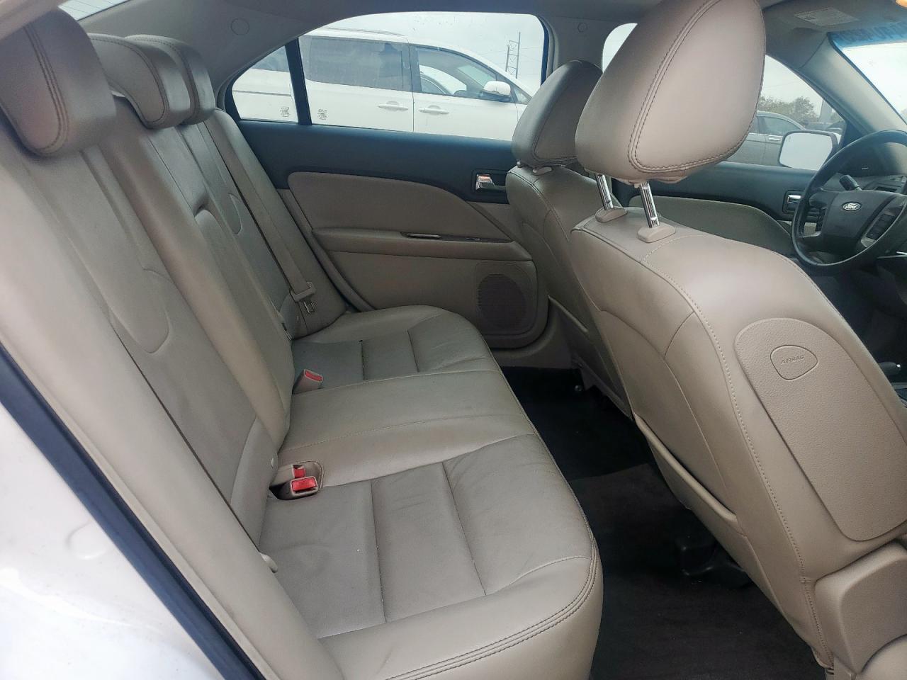 Ford Fusion Sel Image 5