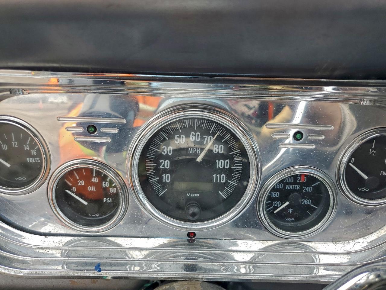 Chevrolet Nova Image 9