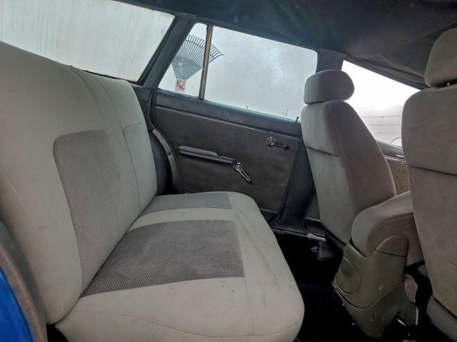 Chevrolet Nova Image 11