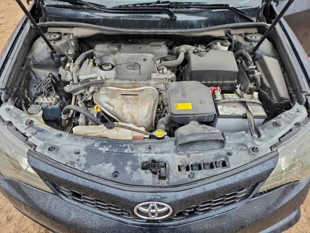 Toyota Camry Base Image 6