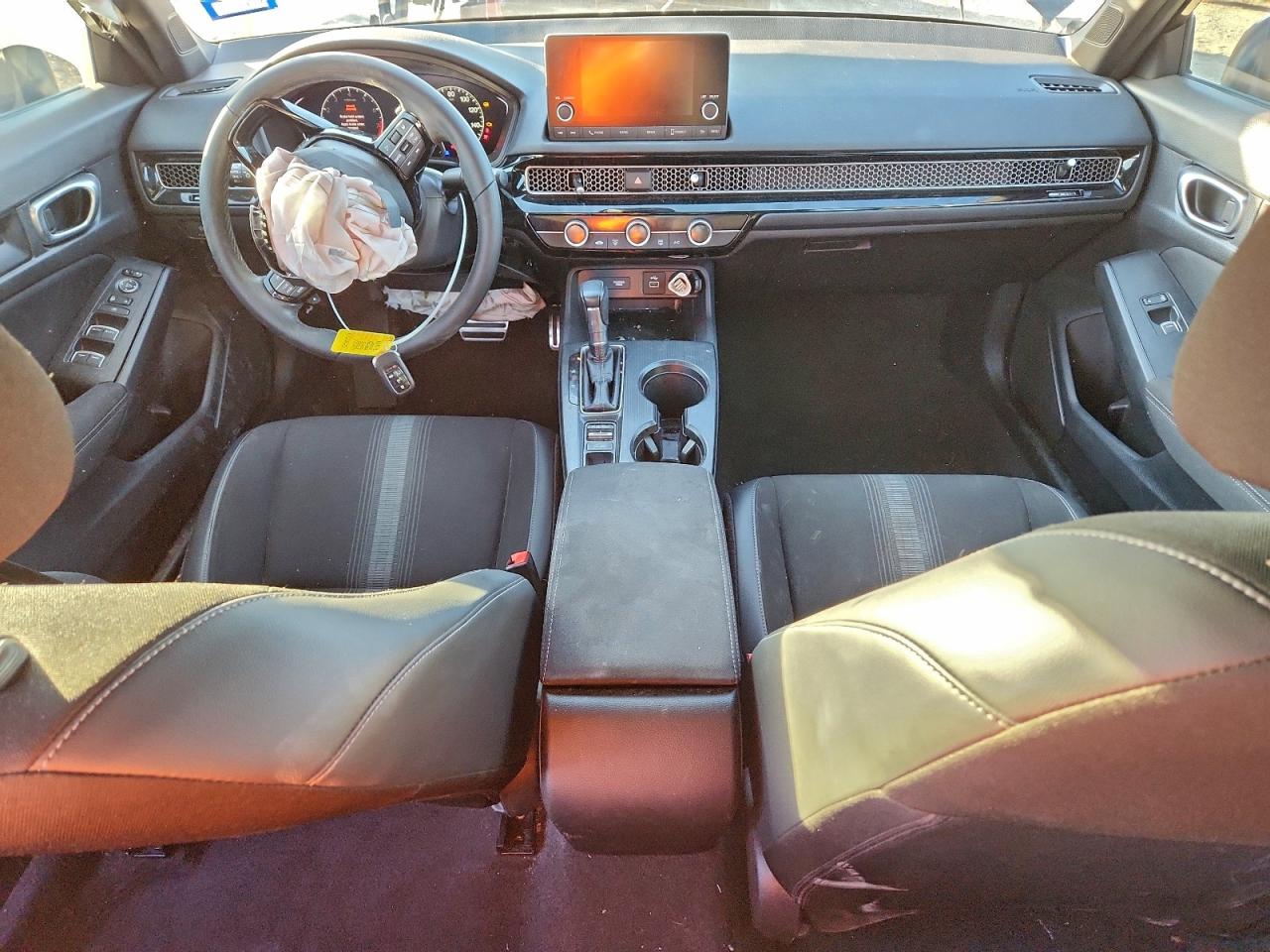 Honda Civic Sport Image 9