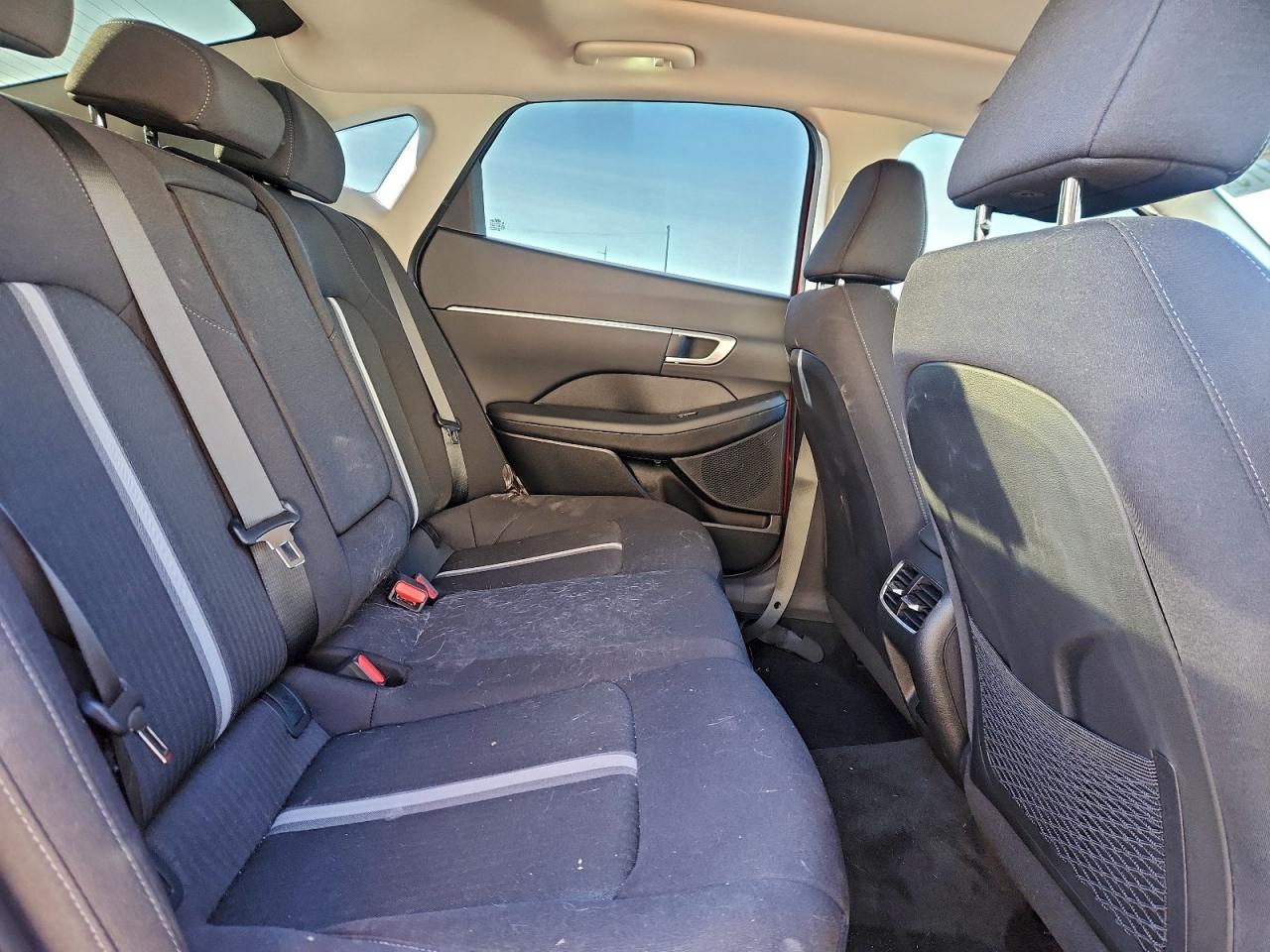 Hyundai SONATA Hybrid Image 8