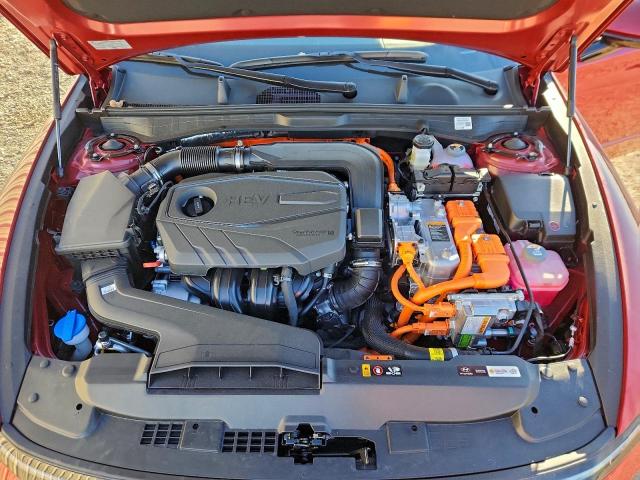 Hyundai SONATA Hybrid Image 13