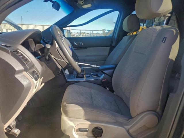 Ford Explorer Image 8